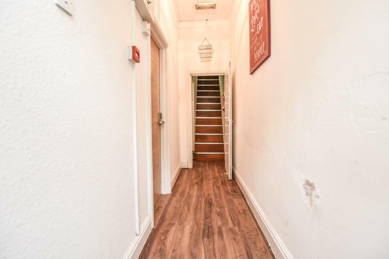 Regency Guesthouse Manchester North Dış mekan fotoğraf