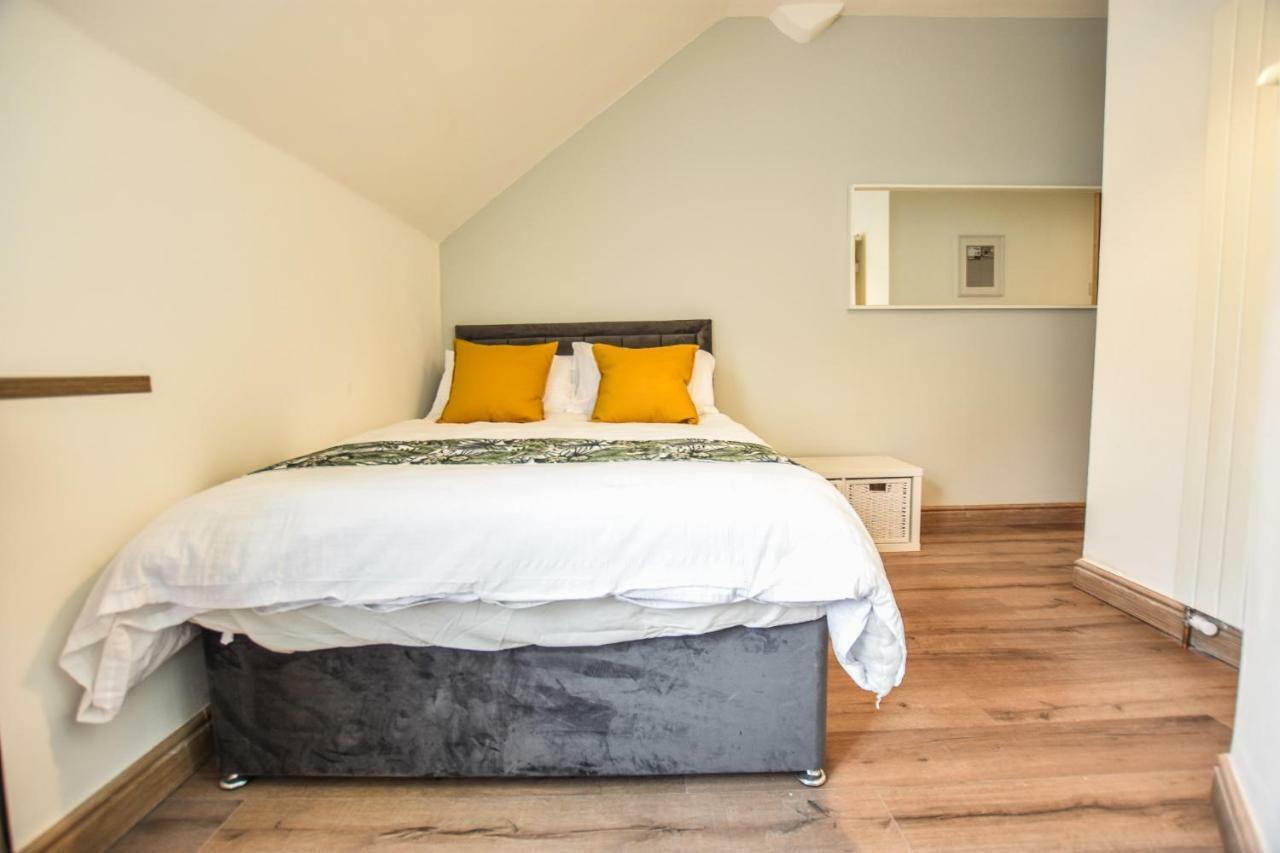 Regency Guesthouse Manchester North Dış mekan fotoğraf