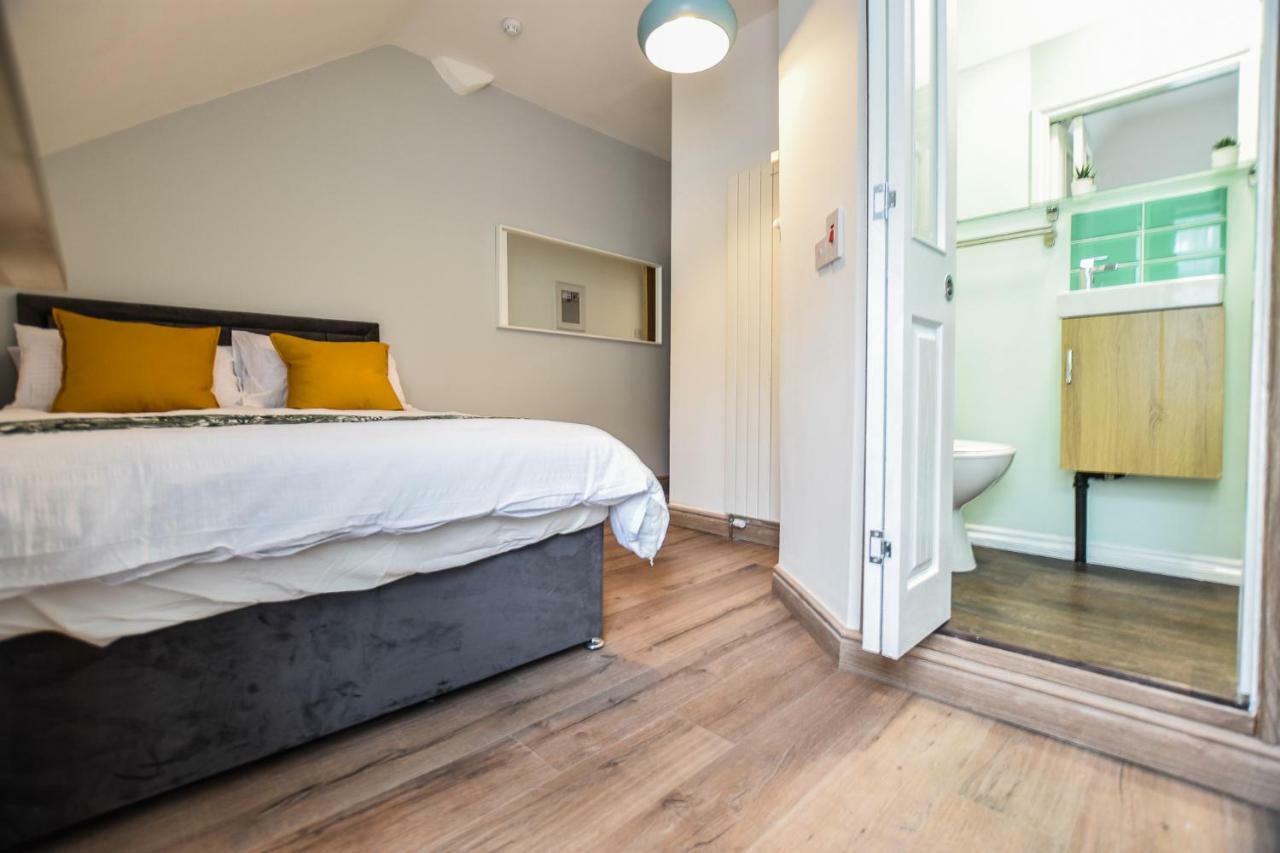 Regency Guesthouse Manchester North Dış mekan fotoğraf