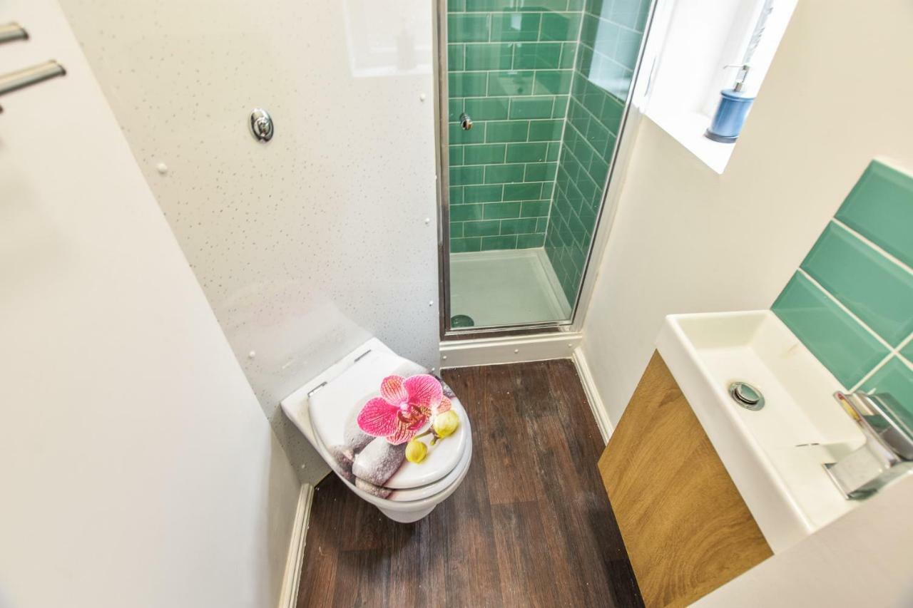 Regency Guesthouse Manchester North Dış mekan fotoğraf
