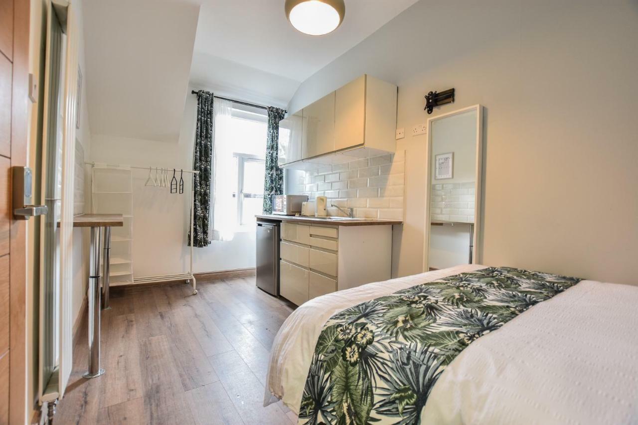 Regency Guesthouse Manchester North Dış mekan fotoğraf