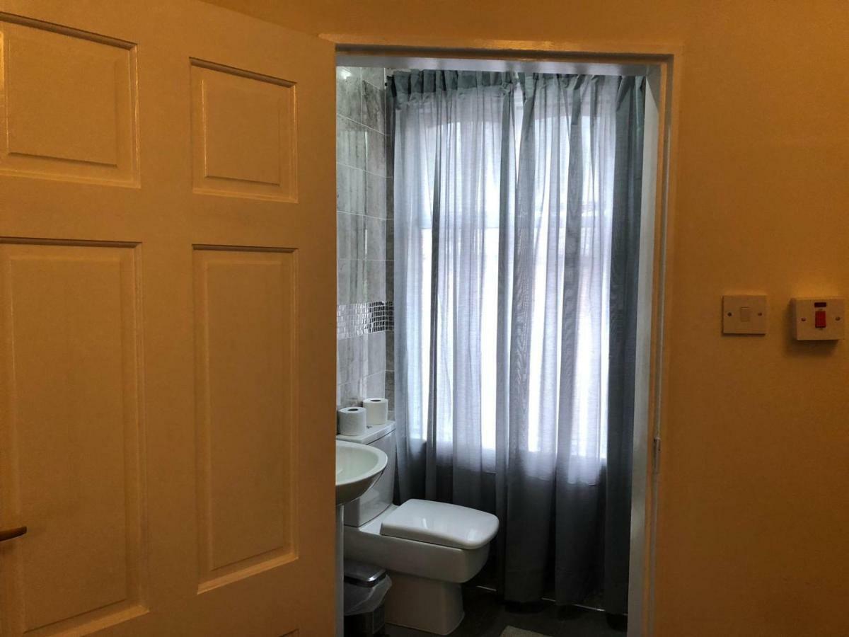 Regency Guesthouse Manchester North Dış mekan fotoğraf