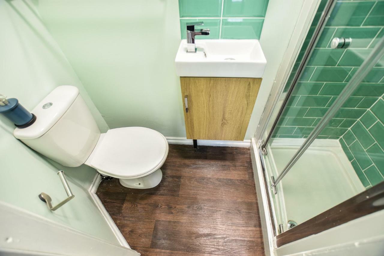 Regency Guesthouse Manchester North Dış mekan fotoğraf